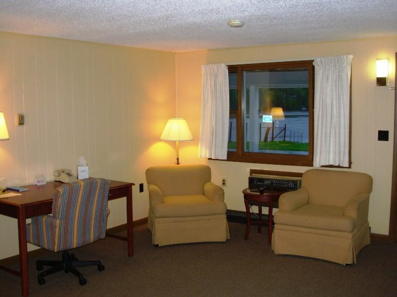 Red Carpet Inn On The Lake - オニオンタ 部屋 写真