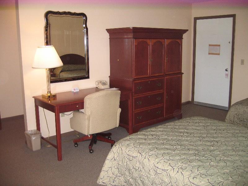 Red Carpet Inn On The Lake - オニオンタ 部屋 写真